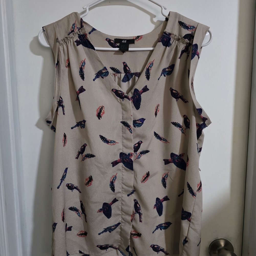 H&M Beige Feather Print Blouse